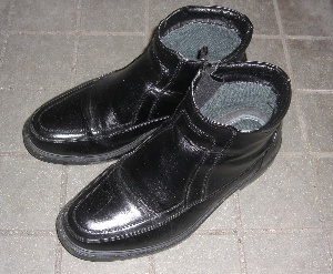black boots.jpg